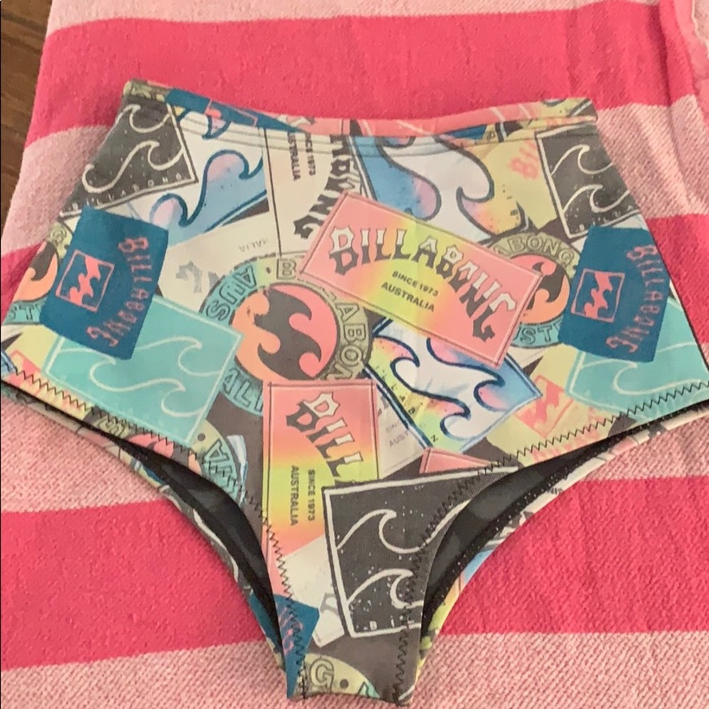 Billabong swim bottoms size 6